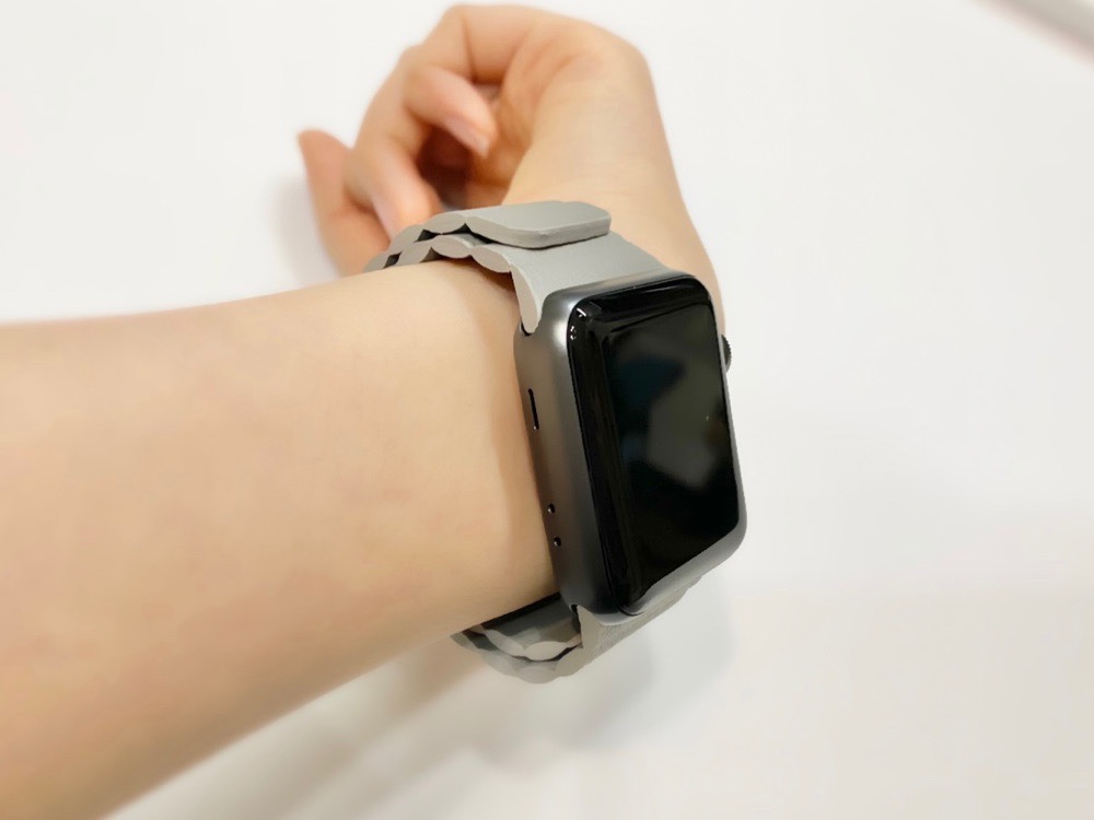 Apple Watchレザーリンクがサードパーティ製でもおしゃれで着脱簡単！（マグネット式） | スマートスローライフ