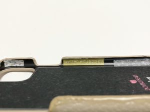 ajew（エジュー）のiPhoneケース