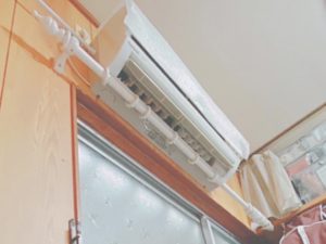 カーテンレール