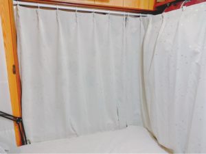 カーテンレール